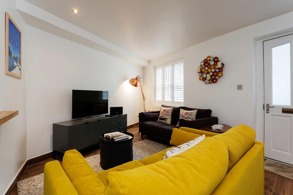 Appartamento Veeve - Essex Road Flat Londra